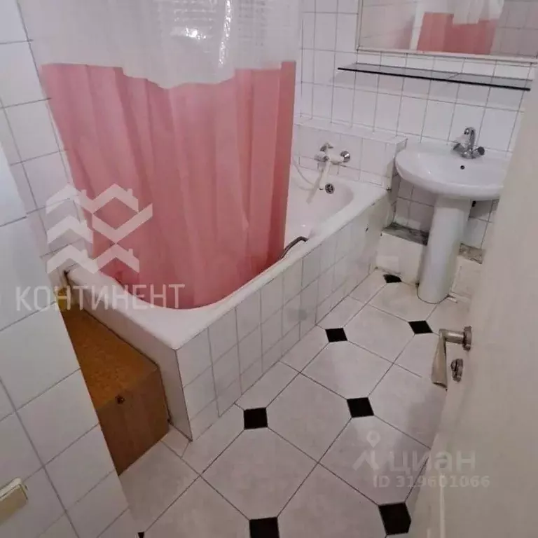 3-к кв. Крым, Евпатория ул. Некрасова, 63 (63.0 м) - Фото 0