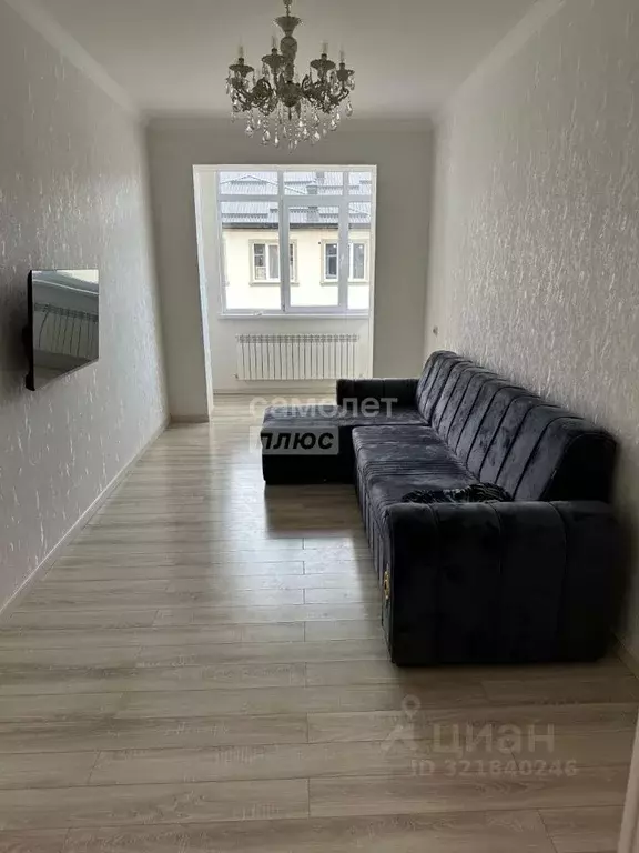 2-к кв. Кабардино-Балкария, Нальчик ул. Солнечная, 8к1 (60.0 м) - Фото 1