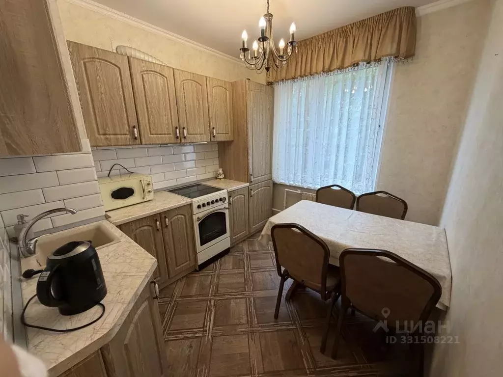 3-к кв. Москва Новоясеневский просп., 14К2 (50.0 м) - Фото 1