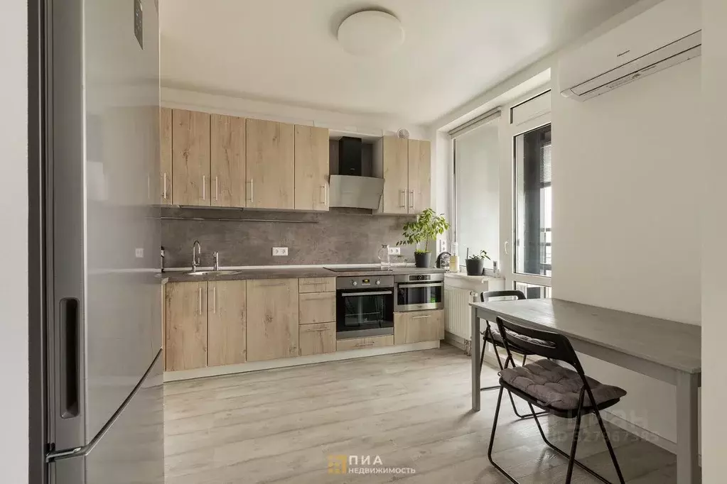 2-к кв. Санкт-Петербург ул. Парфеновская, 11к1 (74.5 м) - Фото 1