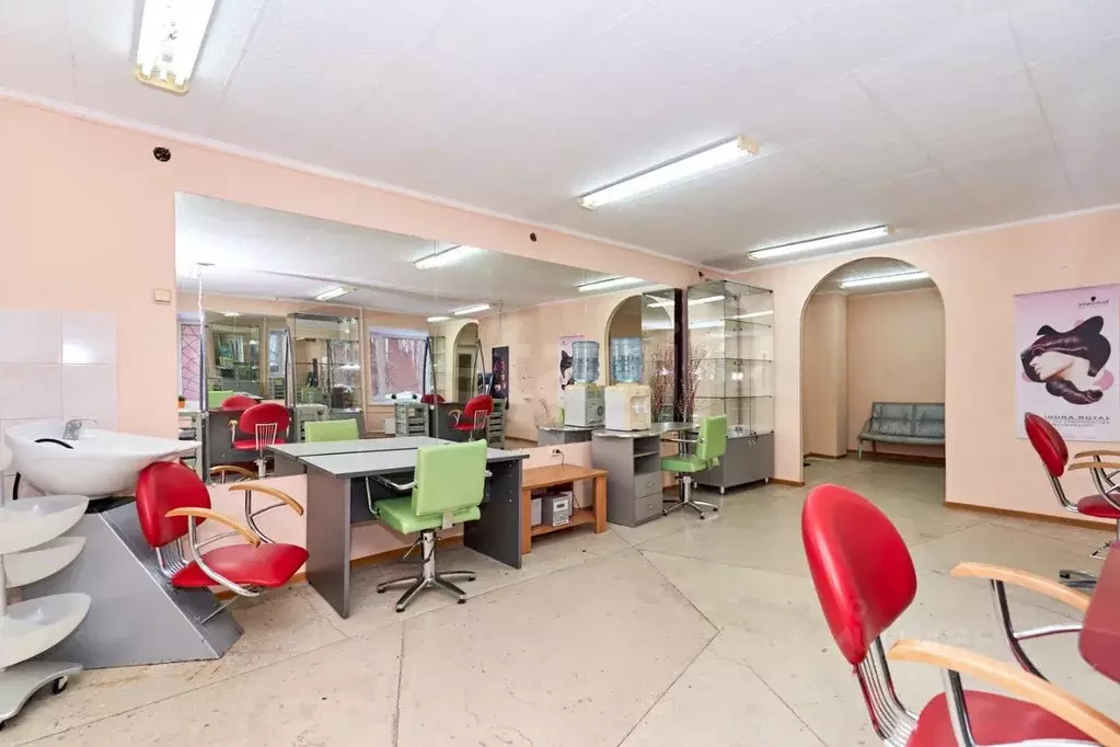 Помещение свободного назначения в Томская область, Томск ул. Сергея ... - Фото 1