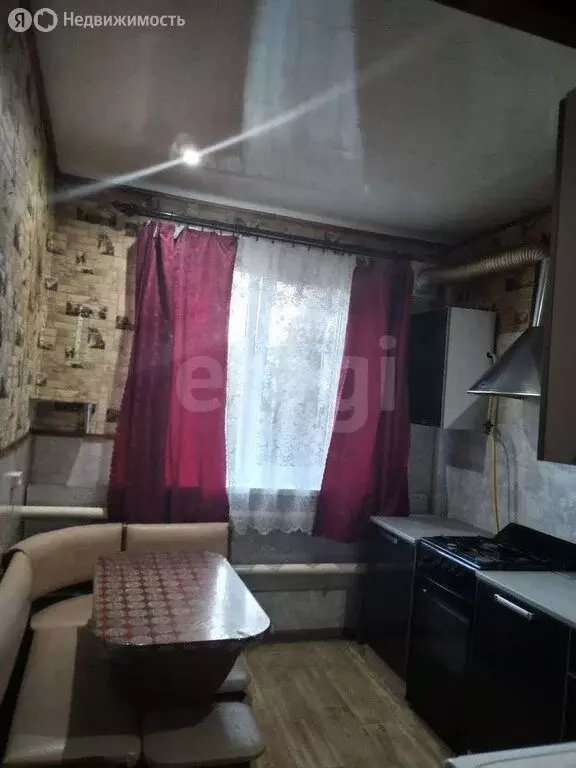 1-комнатная квартира: Вышний Волочёк, Спортивная улица, 5 (33 м) - Фото 0