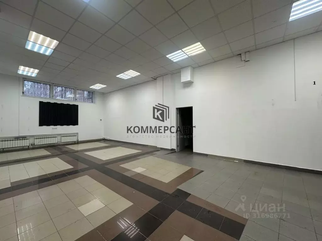 Торговая площадь в Нижегородская область, Нижний Новгород ул. Максима ... - Фото 1