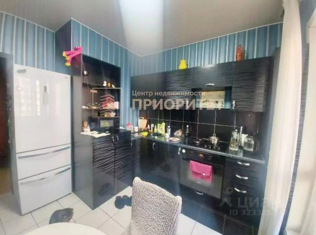 3-к кв. Саха (Якутия), Якутск ул. Петровского, 32 (76.0 м) - Фото 2