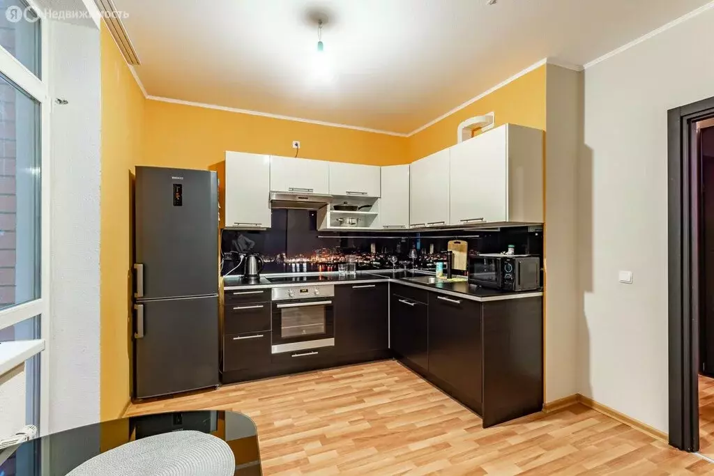 1-комнатная квартира: Екатеринбург, улица Евгения Савкова, 7 (41.6 м) - Фото 1