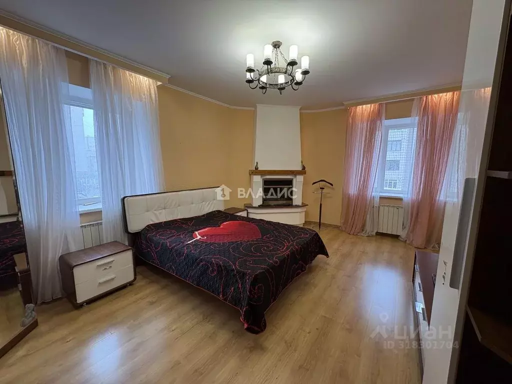 2-к кв. Коми, Сыктывкар ул. Горького, 20 (75.1 м) - Фото 0