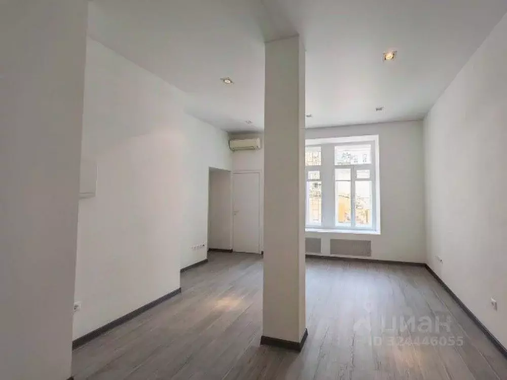 Офис в Москва Тверская ул., 12С7 (19 м) - Фото 1