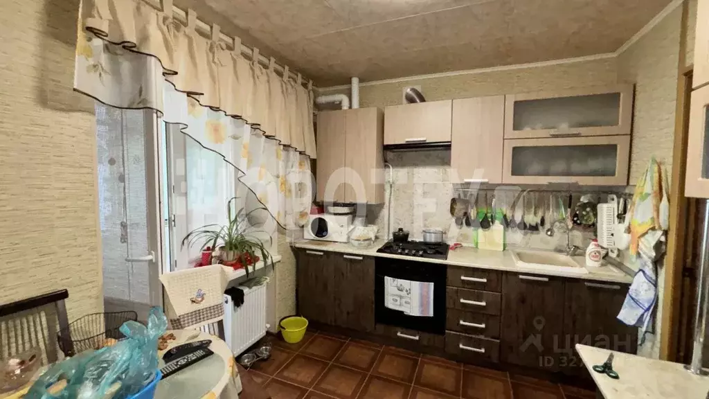 3-к кв. Краснодарский край, Крымск ул. Ворошилова, 4 (68.5 м) - Фото 2