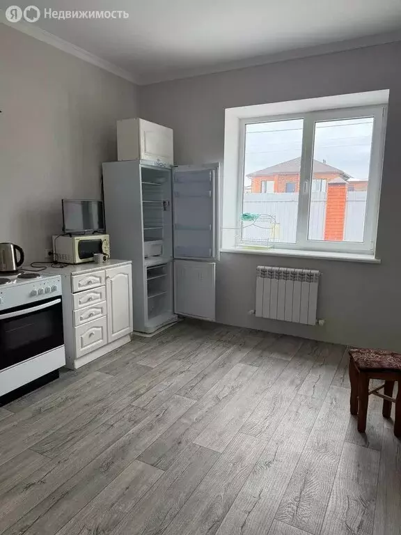 Дом в Старый Оскол, Тихомировская улица (150 м) - Фото 1