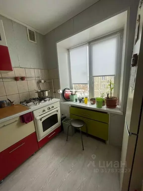 3-к кв. Челябинская область, Челябинск ул. Островского, 25 (57.4 м) - Фото 0