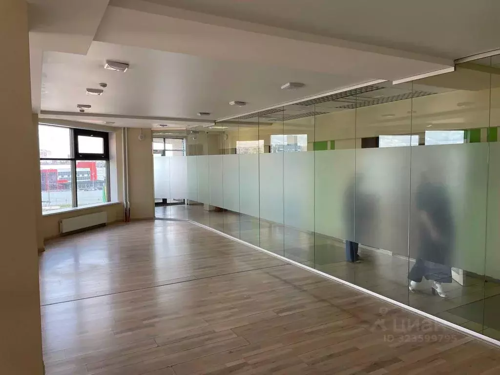 Офис в Удмуртия, Ижевск ул. 10 лет Октября, 80 (77 м) - Фото 2