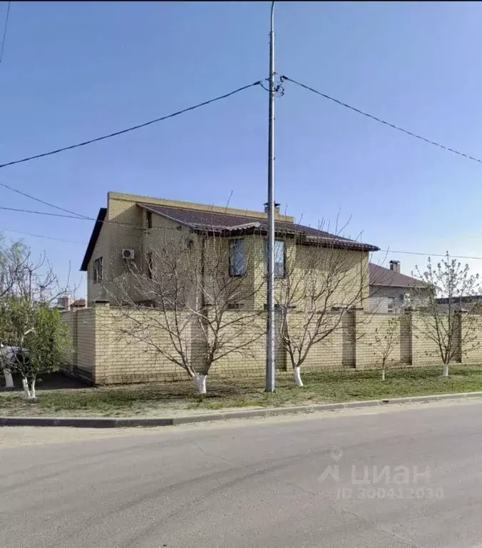 Коттедж в Волгоградская область, Волгоград Кузнецкая ул. (241 м) - Фото 2