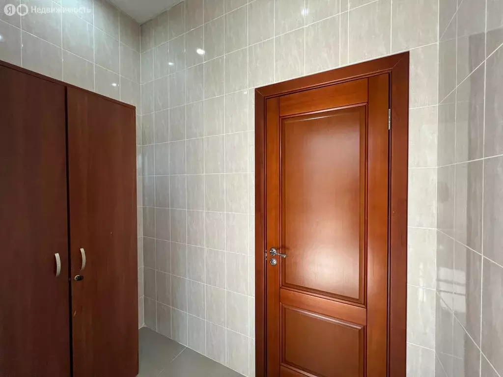 Офис (68 м) - Фото 1