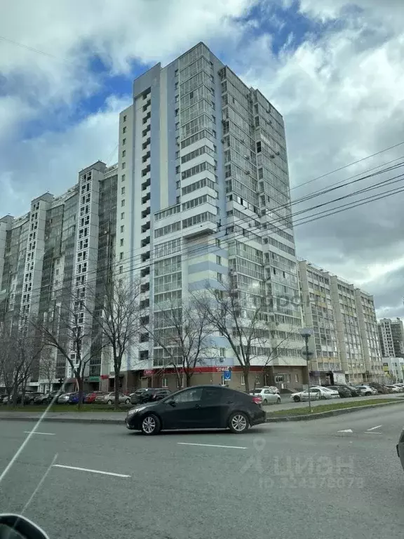 Студия Челябинская область, Челябинск ул. Братьев Кашириных, 119 (40.3 ... - Фото 1