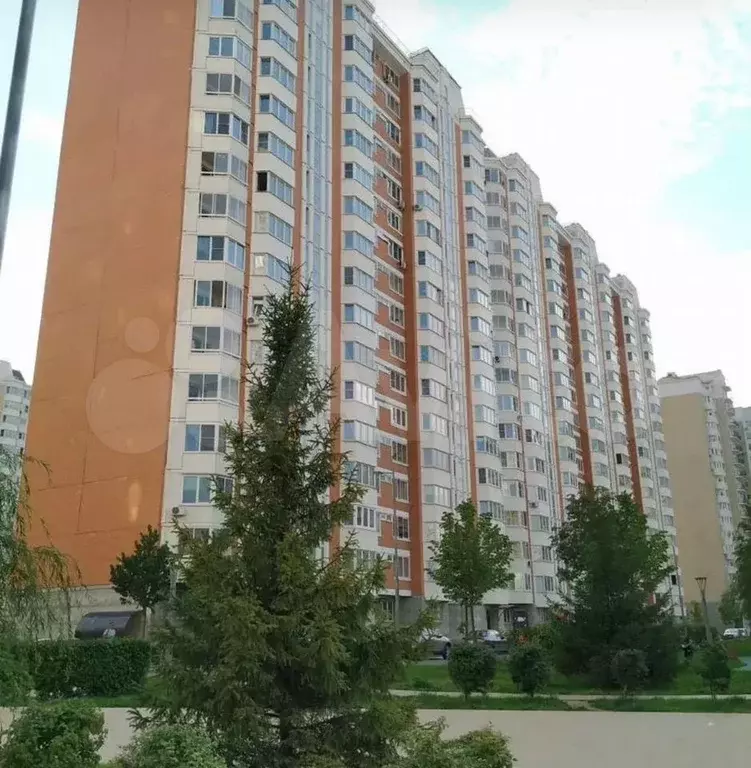 1-к. квартира, 40 м, 15/17 эт. - Фото 0