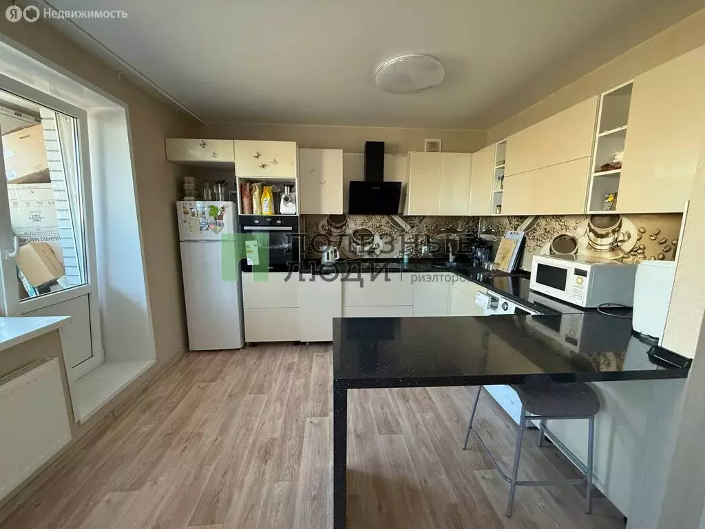 2-комнатная квартира: Ижевск, улица 40 лет Победы, 138А (60.1 м) - Фото 1