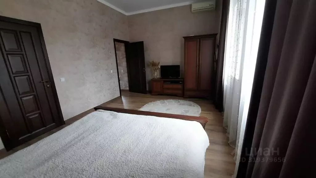 Таунхаус в Ростовская область, Батайск ул. Тельмана, 19 (137 м) - Фото 1