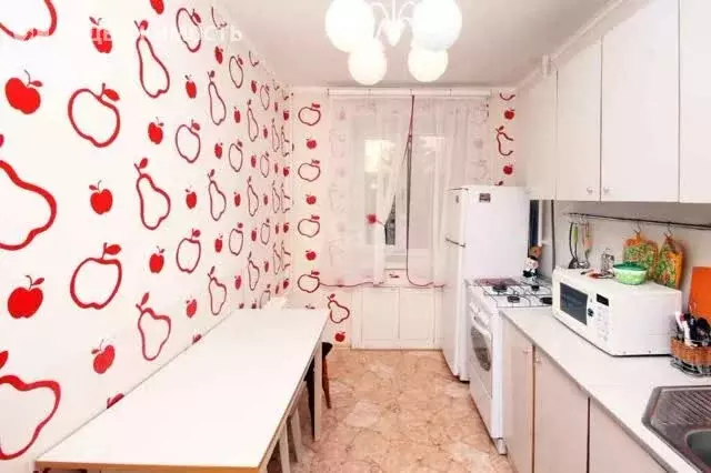 2-комнатная квартира: Ялуторовск, Заводская улица, 2 (50 м) - Фото 0