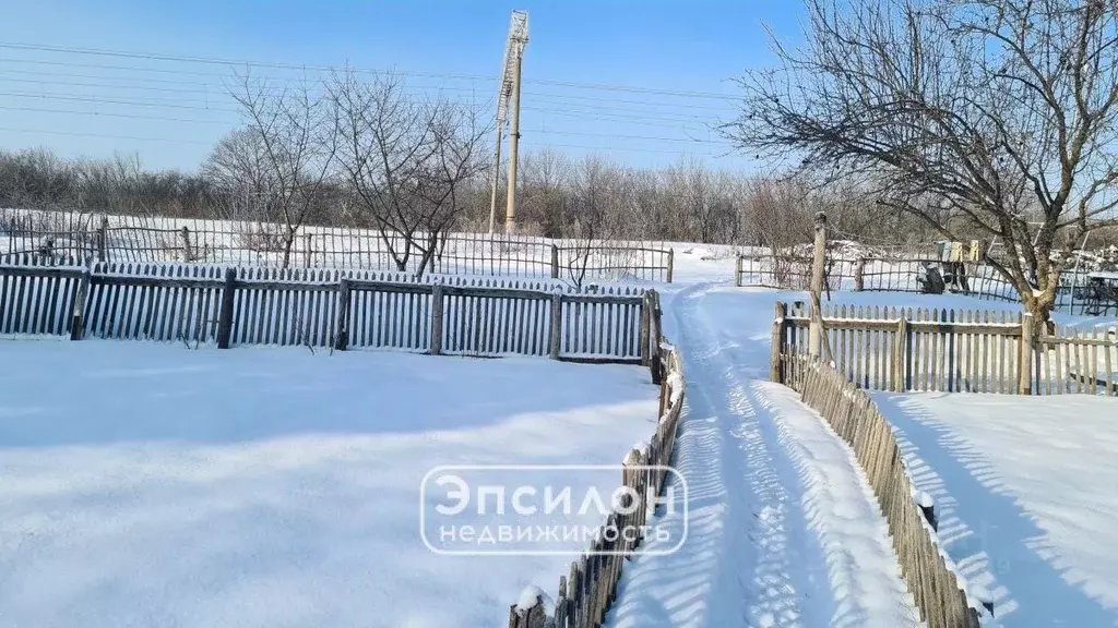 Дом в Курская область, Курский район, Камышинский сельсовет, д. ... - Фото 2