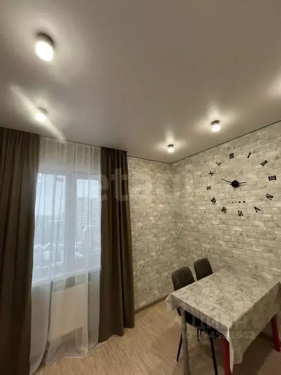 1-к кв. Новосибирская область, Новосибирск ул. Чехова, 111 (40.0 м) - Фото 2