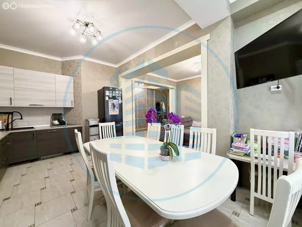 2-комнатная квартира: Ессентуки, Очаровательная улица, 3 (78.4 м) - Фото 2