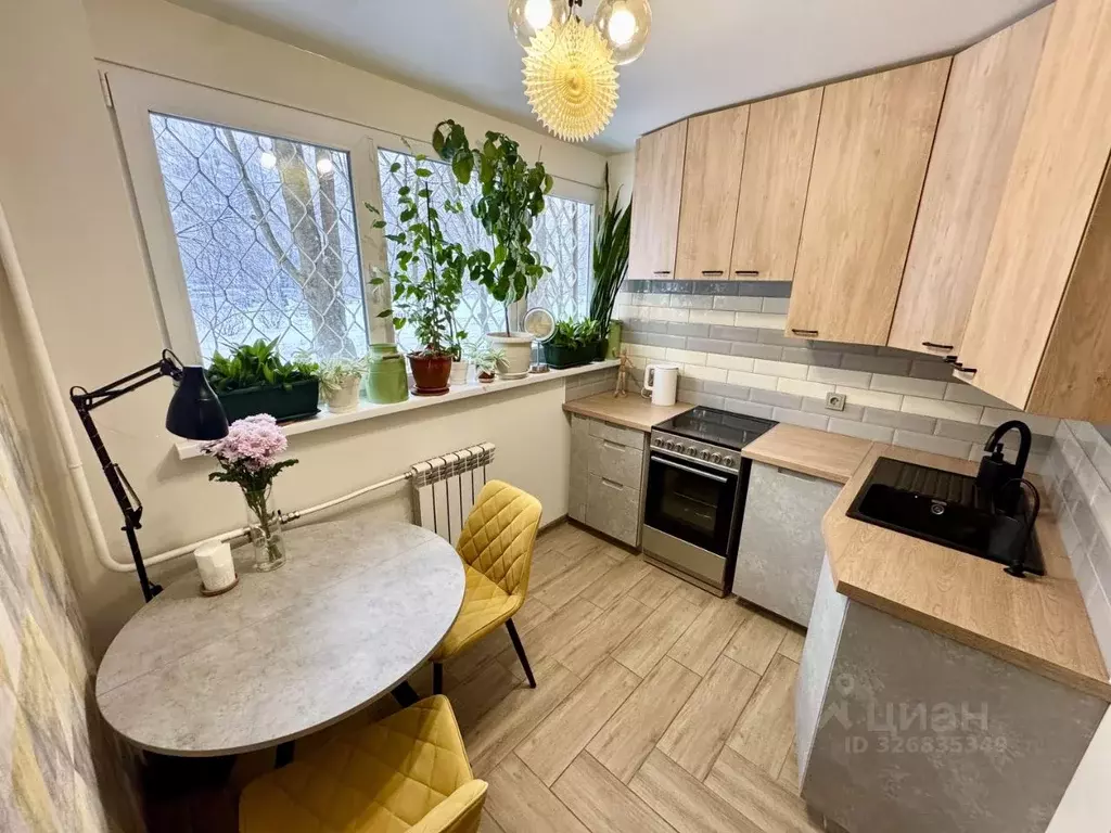 1-к кв. Санкт-Петербург ул. Есенина, 12К1 (32.4 м) - Фото 1