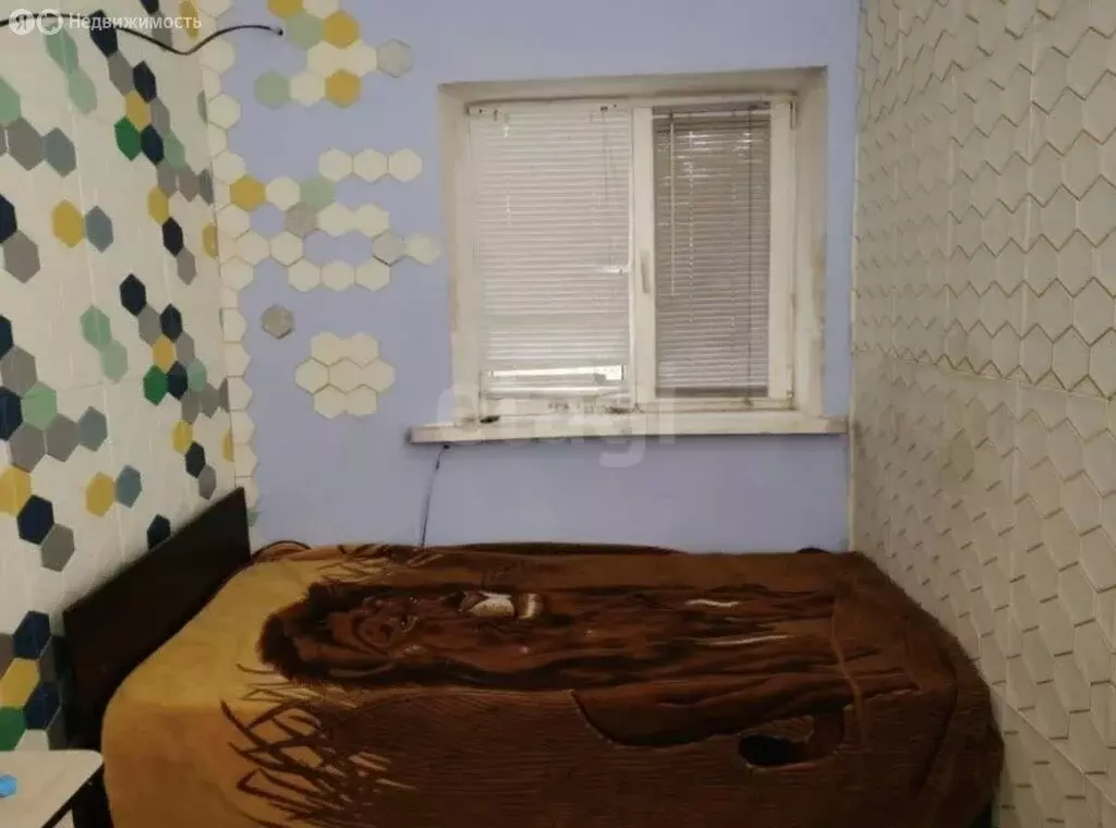 2-комнатная квартира: Суворовское, Евпаторийская улица, 7А (41.2 м) - Фото 2