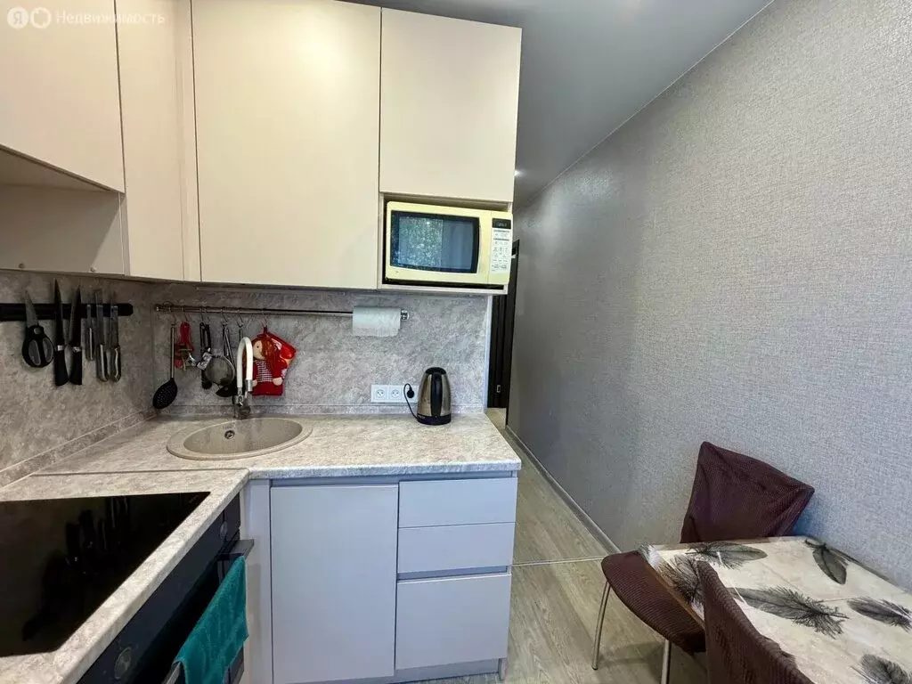 4-комнатная квартира: Иркутск, улица Жукова, 2 (60 м) - Фото 2