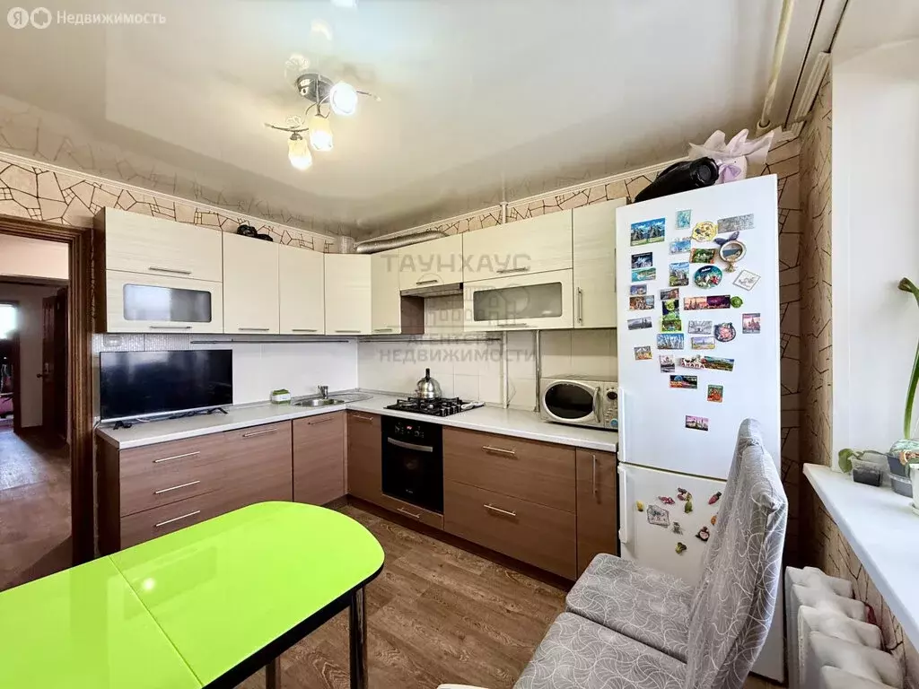 4-комнатная квартира: Нефтекамск, улица Нефтяников, 14 (70.4 м) - Фото 2