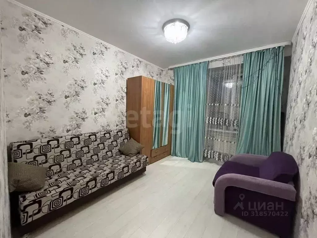 1-к кв. Ямало-Ненецкий АО, Новый Уренгой Сибирская ул., 45А (36.0 м) - Фото 0