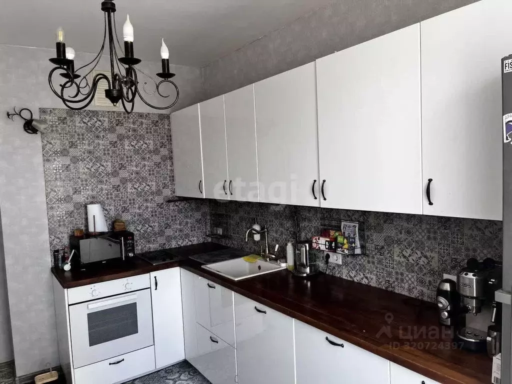 3-к кв. Свердловская область, Екатеринбург просп. Академика Сахарова, ... - Фото 0