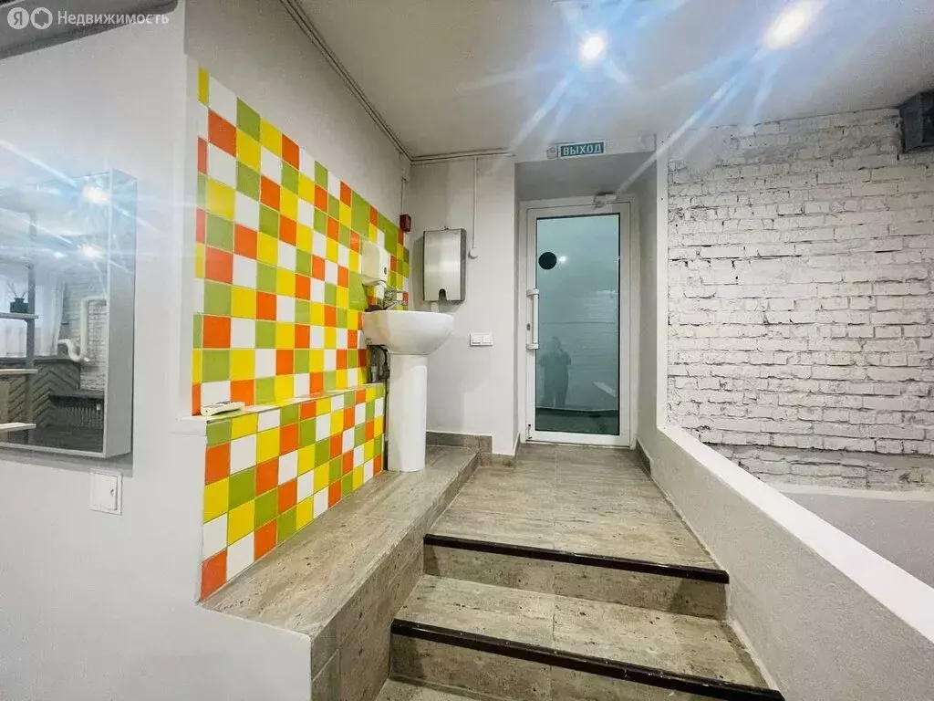 Помещение свободного назначения (71 м) - Фото 1