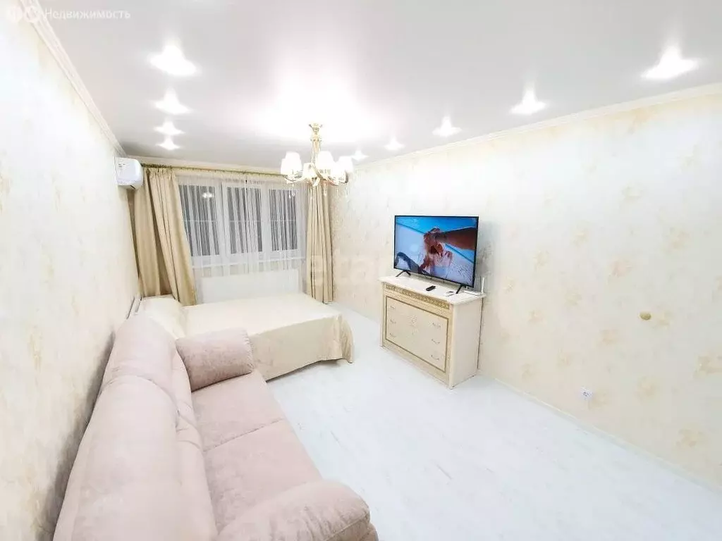 1-комнатная квартира: Краснодар, Российская улица, 74к3 (40.5 м) - Фото 0