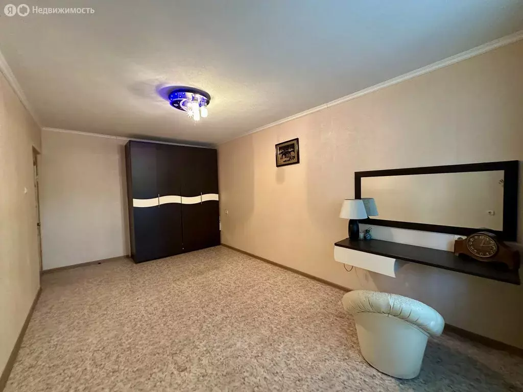 3-комнатная квартира: Гай, Орская улица, 130 (61.7 м) - Фото 2