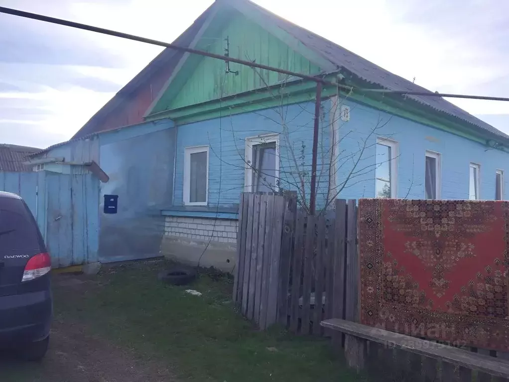 Дом в Саратовская область, с. Сосновка ул. Мирная, 19 (69 м) - Фото 2