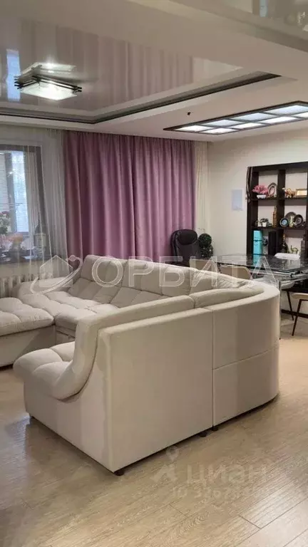 2-к кв. Тюменская область, Тюмень ул. Николая Чаплина, 130 (75.0 м) - Фото 1