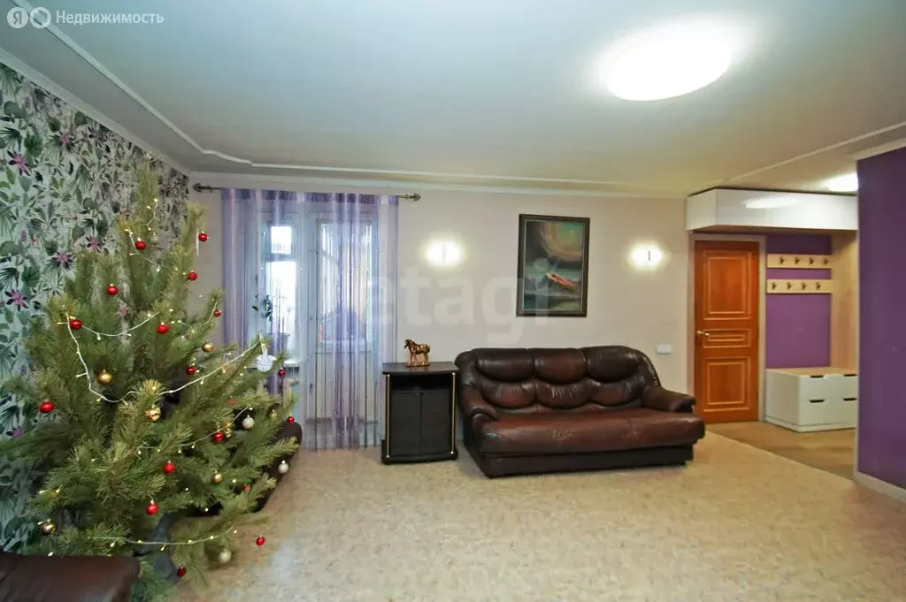 4-комнатная квартира: Омск, улица Маршала Жукова, 105 (119 м) - Фото 2