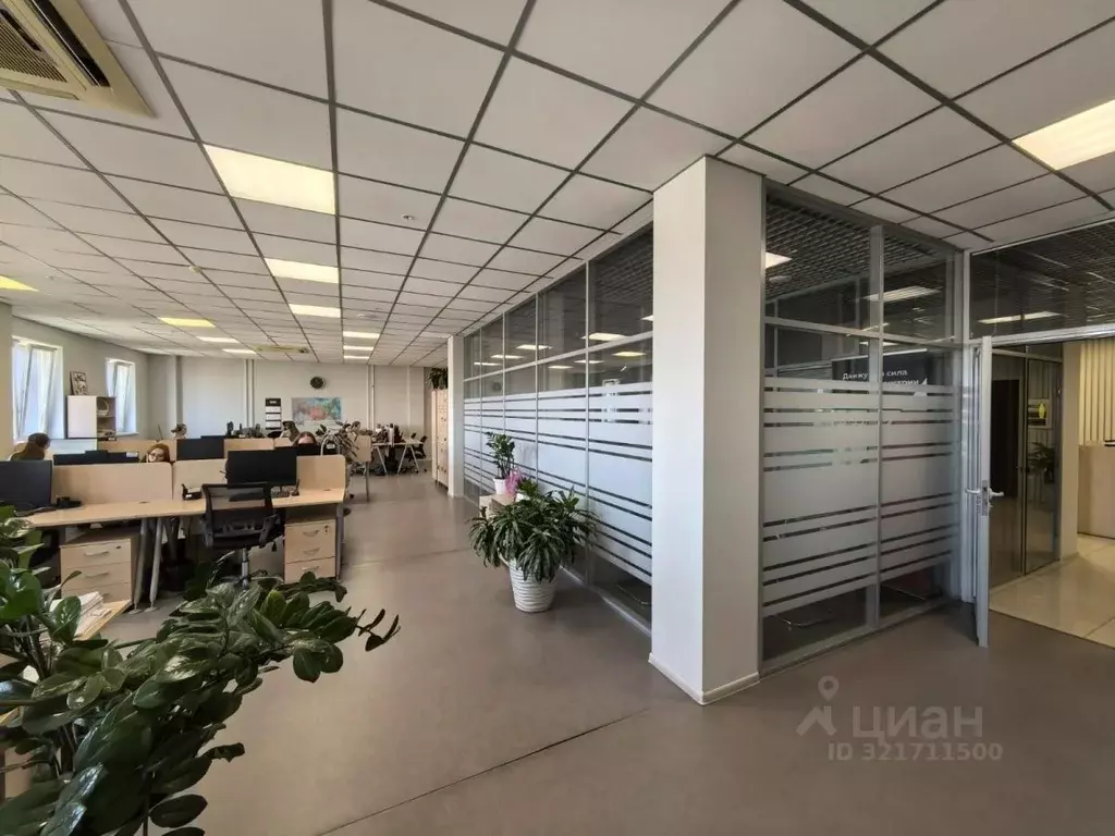 Офис в Краснодарский край, Краснодар Северная ул., 405 (219 м) - Фото 1