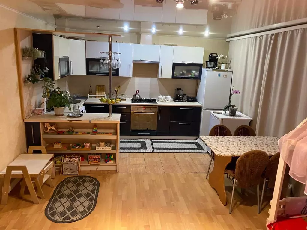 Продаётся 4-к квартира, 75.4 м - Фото 0