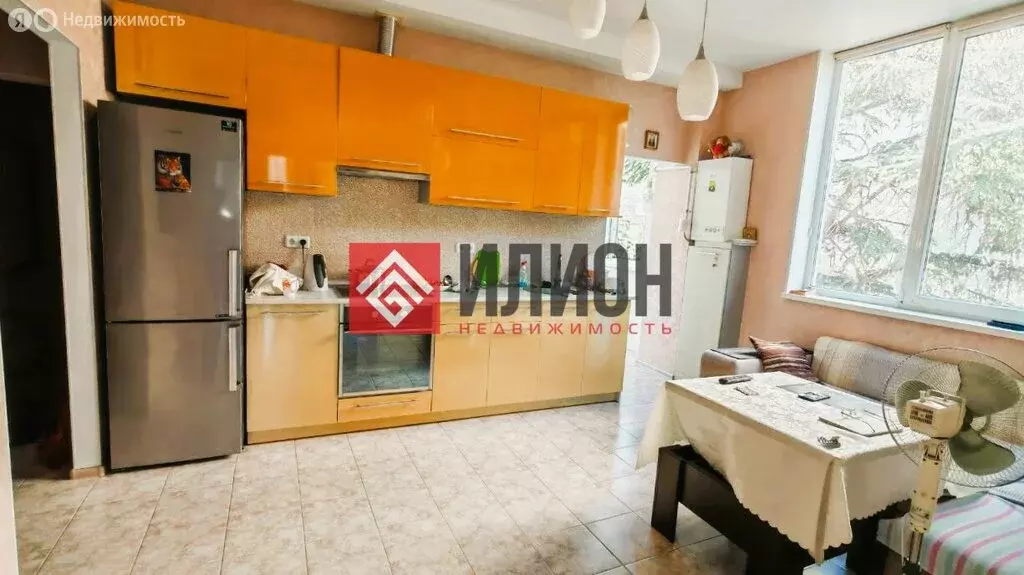 2-комнатная квартира: Ялта, улица Достоевского, 18/15 (46 м) - Фото 1