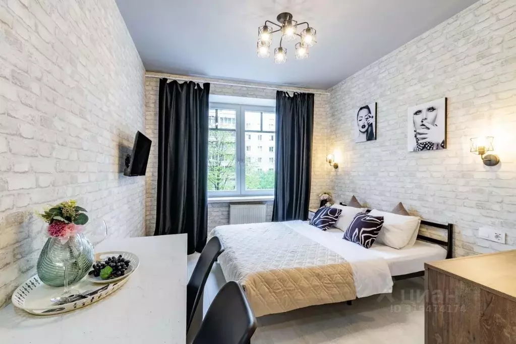 1-к кв. Свердловская область, Екатеринбург ул. Чайковского, 56 (24.0 ... - Фото 1