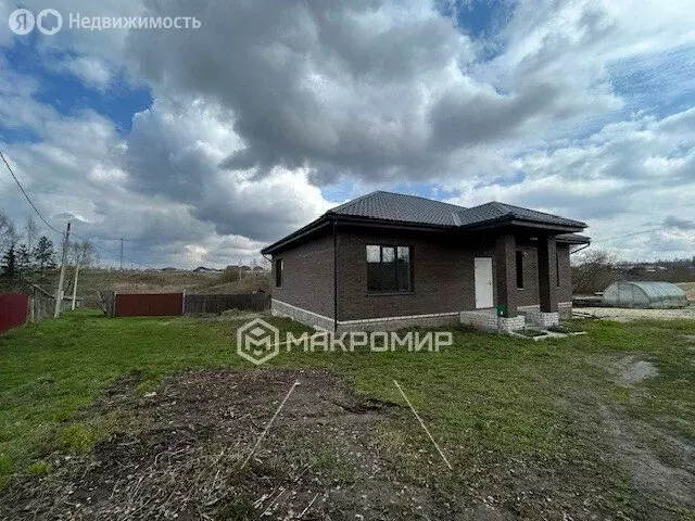 Дом в село Толмачево, Партизанская улица, 41 (150 м) - Фото 2