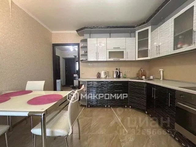 1-к кв. Брянская область, Брянск Бежицкая ул., 1К8 (48.4 м) - Фото 2