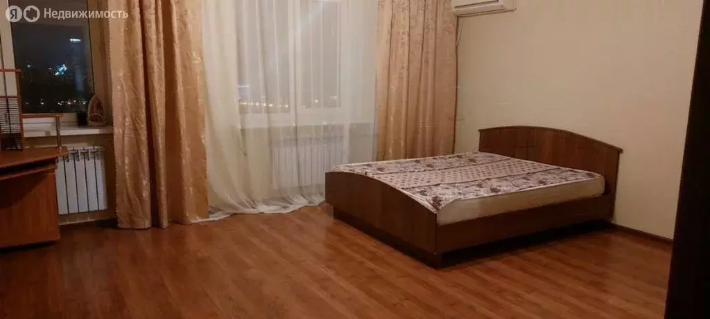 2-комнатная квартира: Белгород, улица 5 Августа, 37 (73 м) - Фото 2