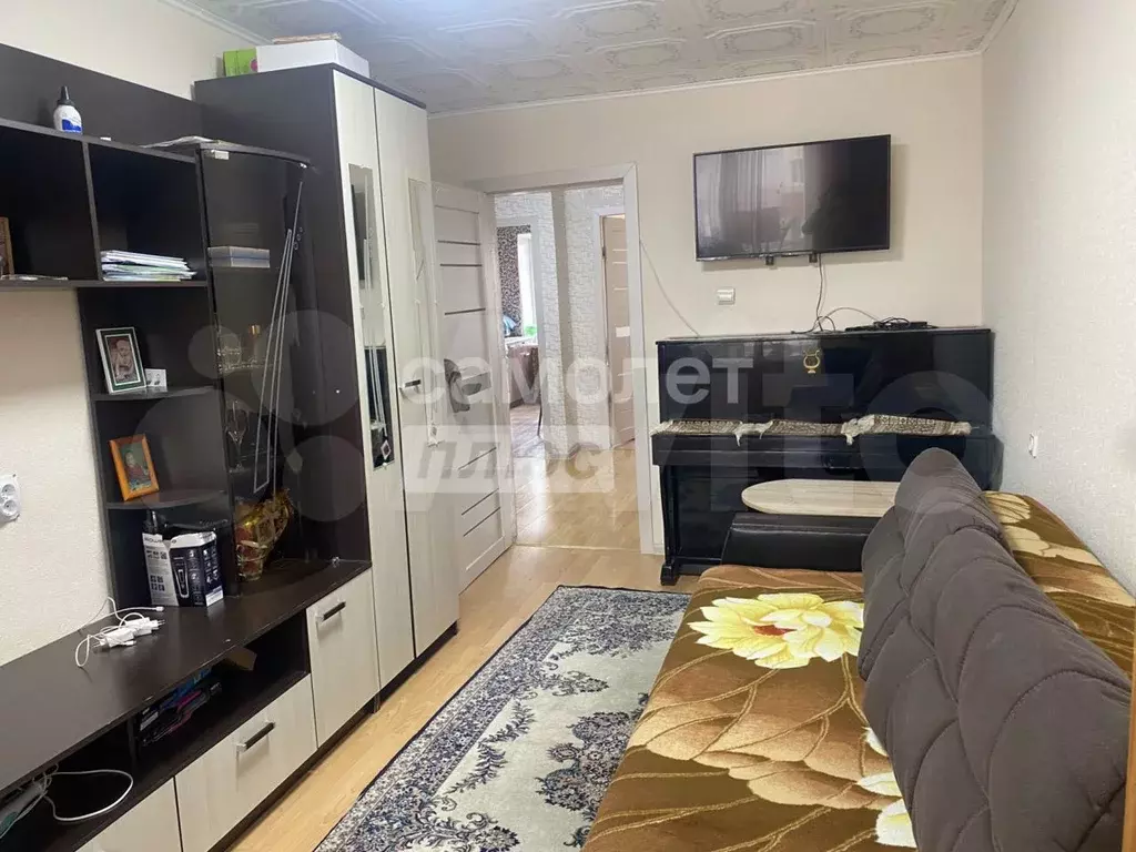 3-к. квартира, 60 м, 5/5 эт. - Фото 0