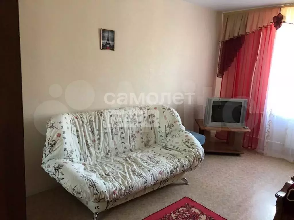 3-к. квартира, 85 м, 3/3 эт. - Фото 1