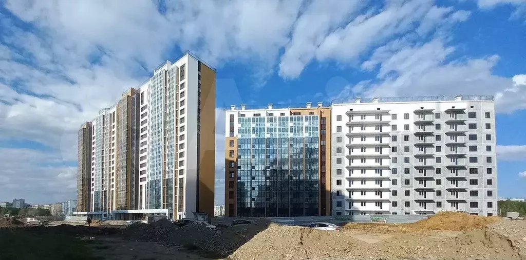 Комната 52 м в 1-к., 8/16 эт. - Фото 0