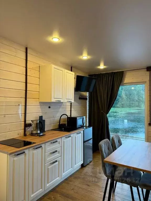 Дом в Карелия, Лахденпохский муниципальный округ, пос. Раухала ул. ... - Фото 2