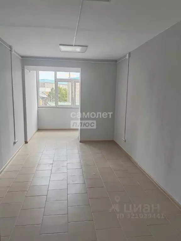 Офис в Краснодарский край, Абинск ул. Советов (14 м) - Фото 1