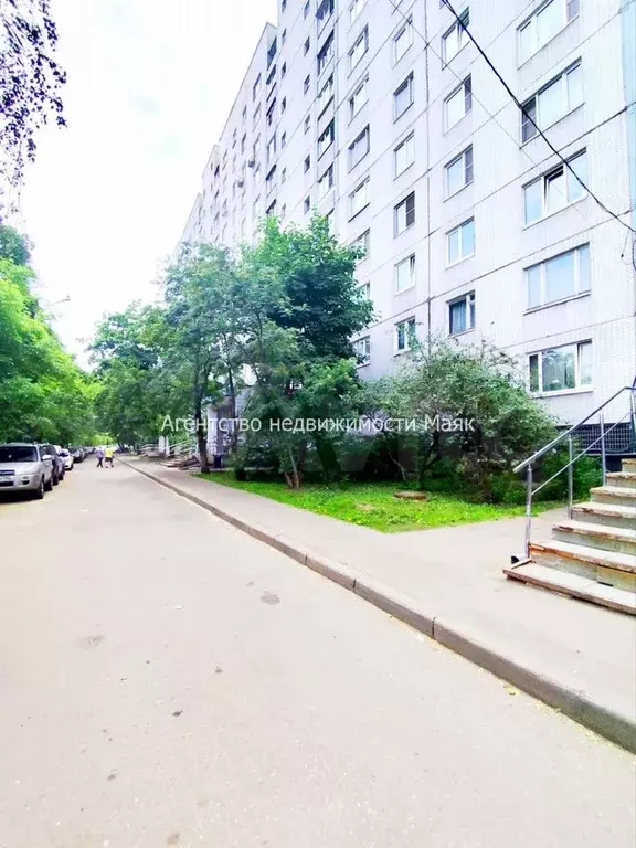 Комната 10,2 м в 5-к., 1/12 эт. - Фото 0